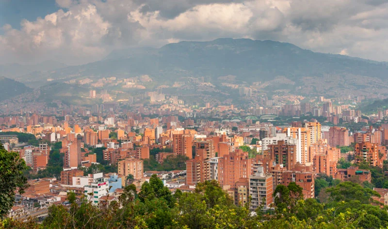 ¿Cómo fue la transformación de Medellín? De ciudad textil a ciudad innovadora