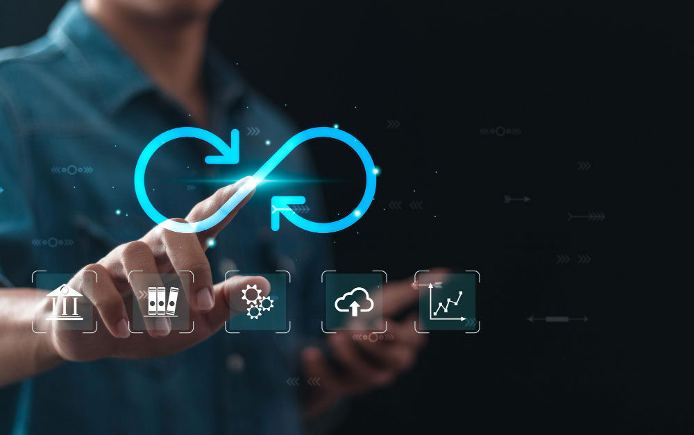 Usuario midiendo la eficiencia operativa gracias a ciclos de extremo a extremo